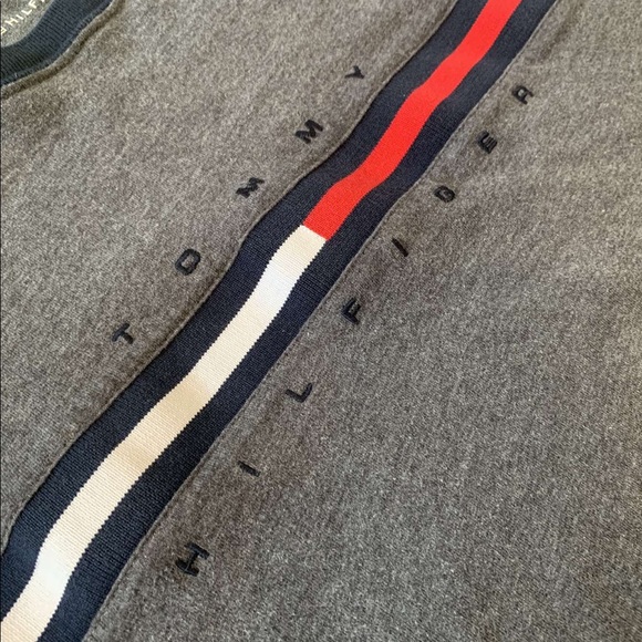 Vintage Tommy Hilfiger - Picture 2 of 2